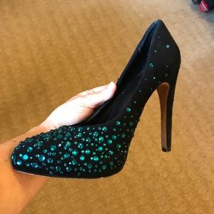 Vince Camuto black suede with teal rhinestones 6.5